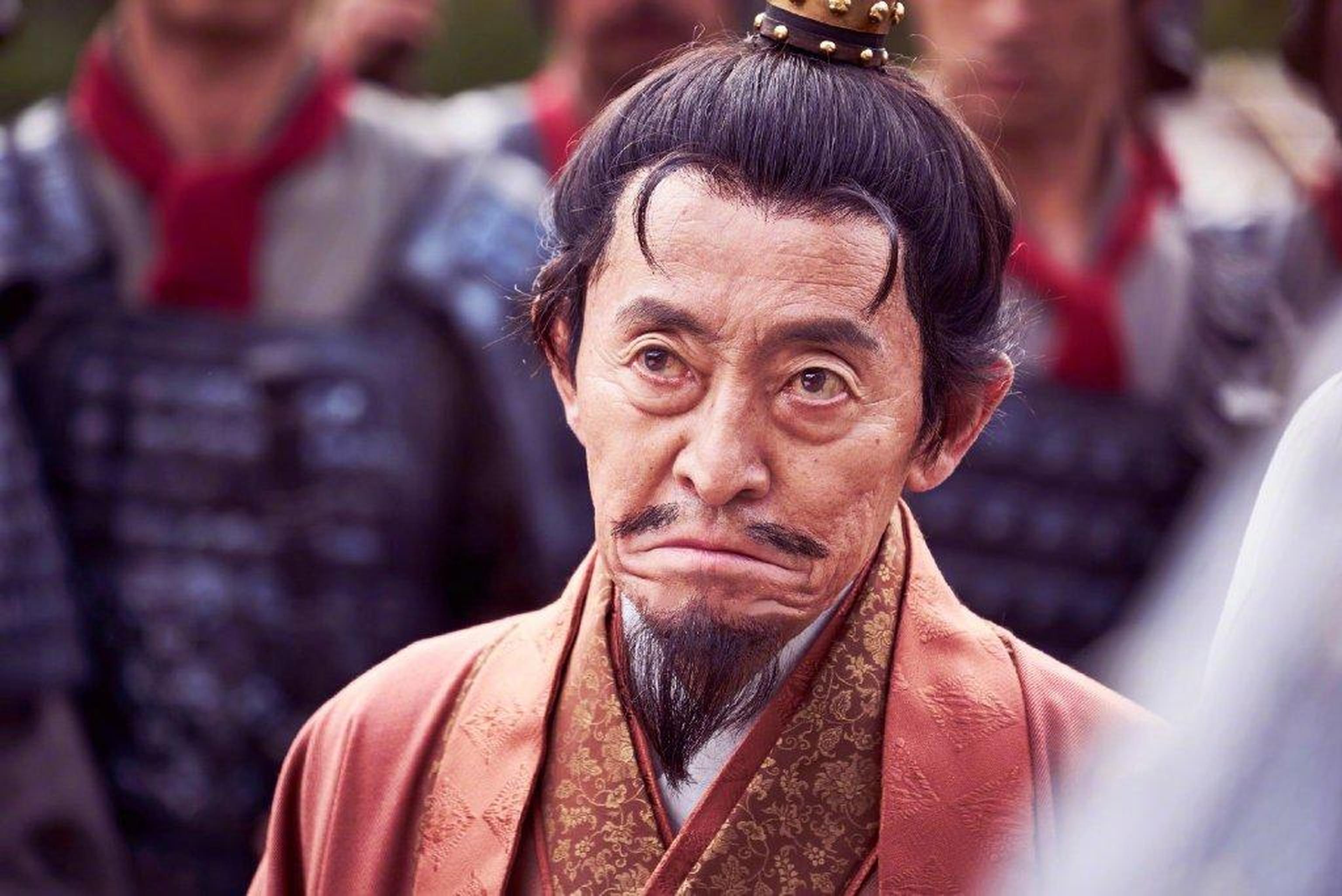 半海一晃扮演鲁肃