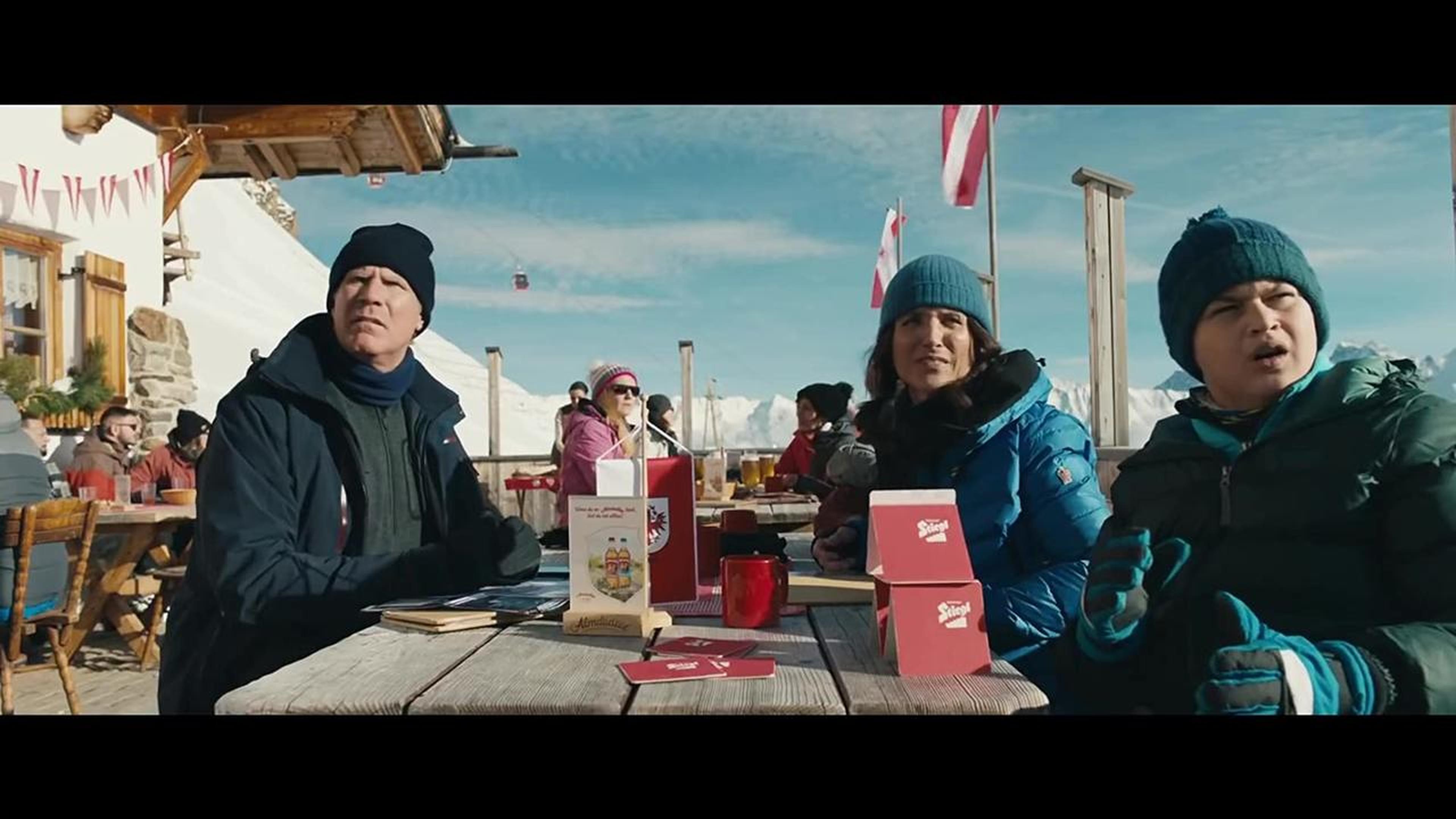 《每况愈下》2.14公映 3.27可线上播放 窗口期：42天价格：9.99美元 全美票房：820万